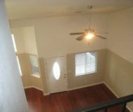 picture of 3 bedroom townhome living room