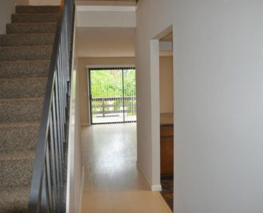picture of 1112 burton middle townhome stairwell
