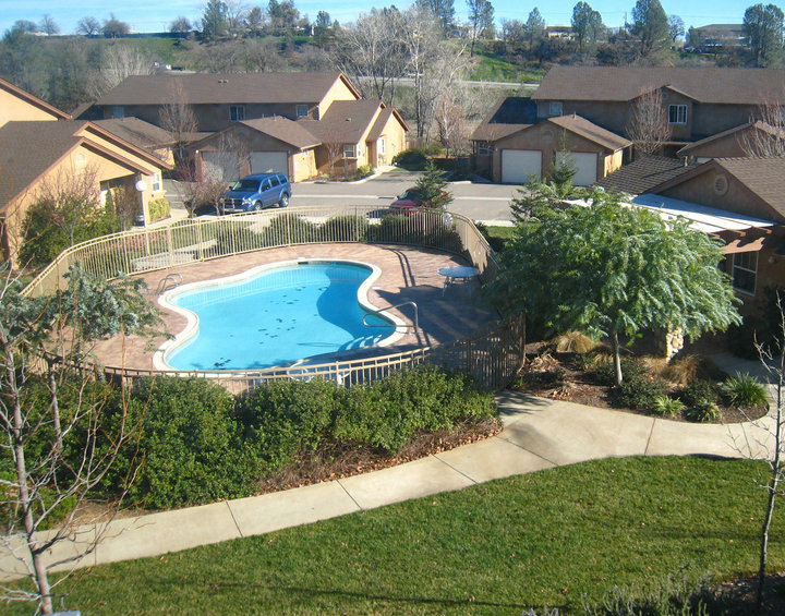 Meadowood Townhomes Redding Apartment Homes