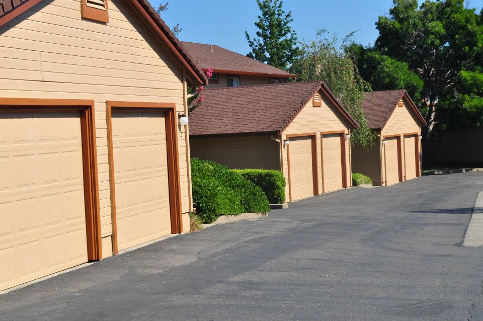 Windsor Court End Townhome Redding Apartment Homes